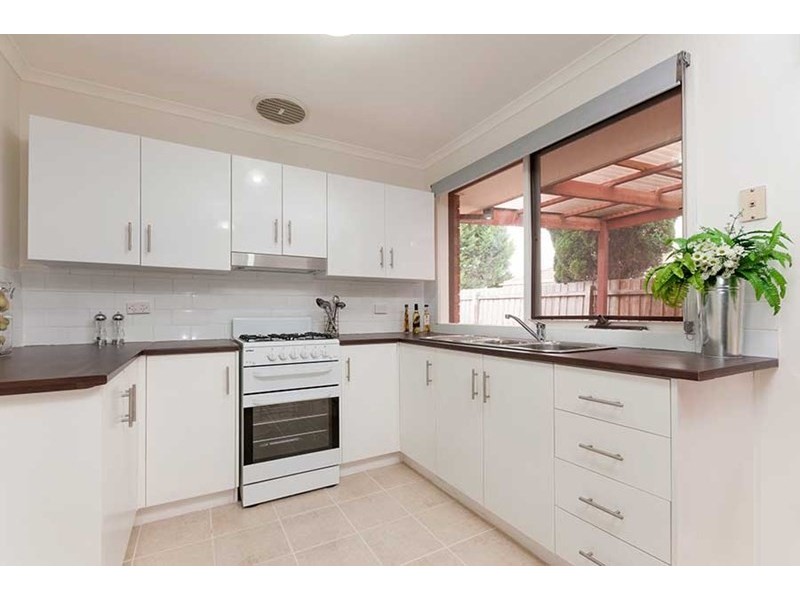 2 Silverton Court, Craigieburn VIC 3064