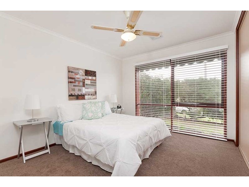 2 Silverton Court, Craigieburn VIC 3064