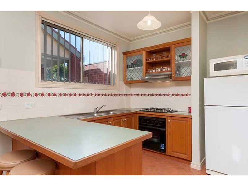 12 Pinnock Avenue, Roxburgh Park VIC 3064