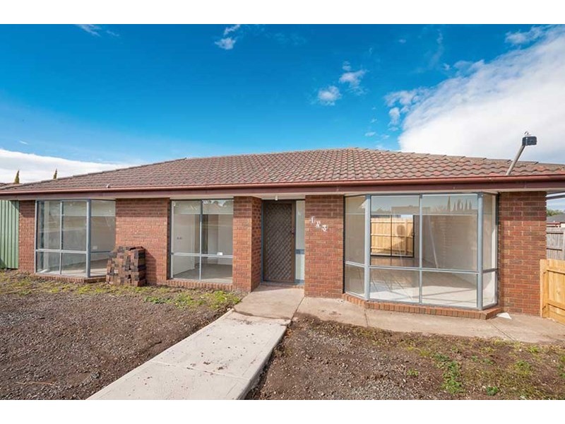 143 Bridgewater Road, Craigieburn VIC 3064
