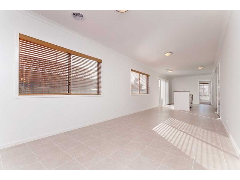 9 Euphoria Street, Craigieburn VIC 3064