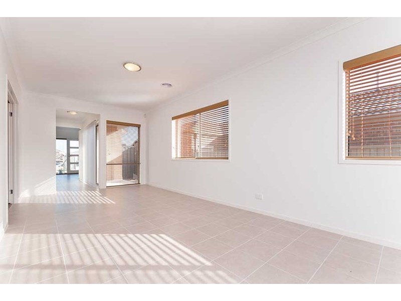 9 Euphoria Street, Craigieburn VIC 3064