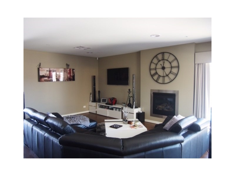 23 Jonesfield Street, Craigieburn VIC 3064