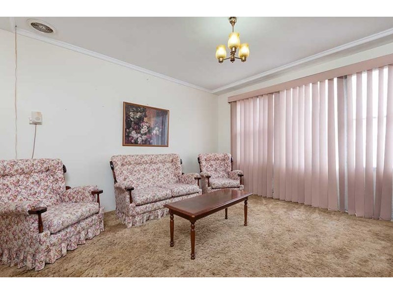 12 Moe Court, Dallas VIC 3047