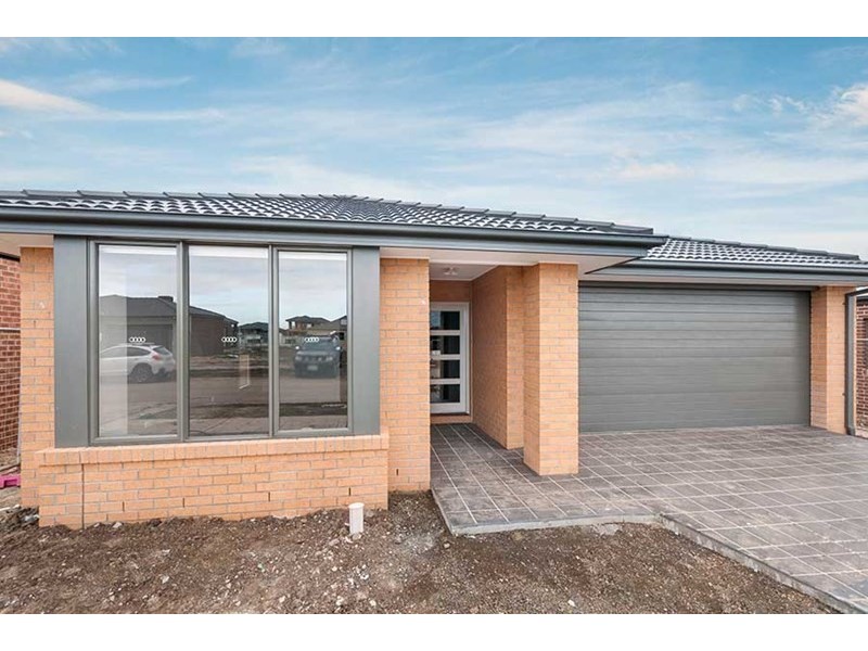 43 Travers Street, Craigieburn VIC 3064