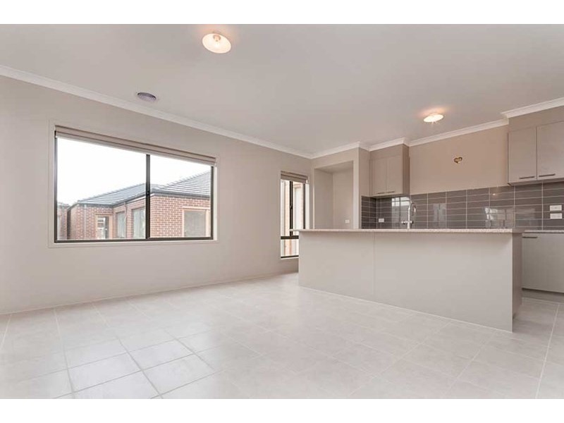 43 Travers Street, Craigieburn VIC 3064