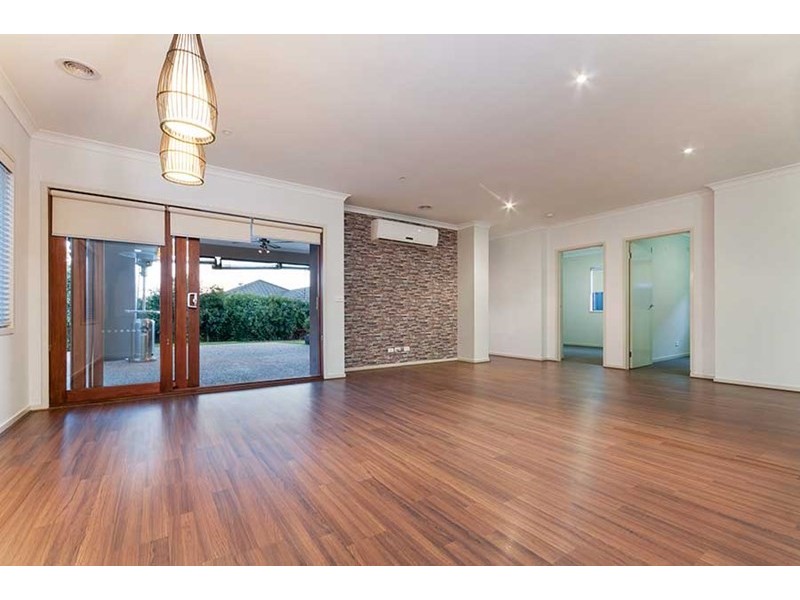 28 Wisteria Avenue, Craigieburn VIC 3064