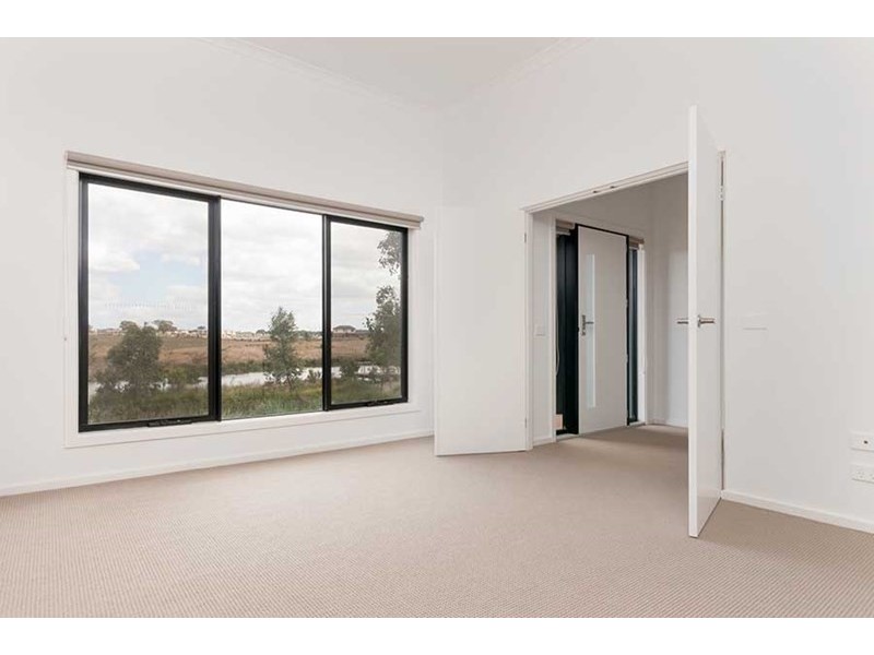 18/38 Mallard Circuit, Craigieburn VIC 3064