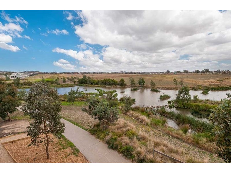 18/38 Mallard Circuit, Craigieburn VIC 3064