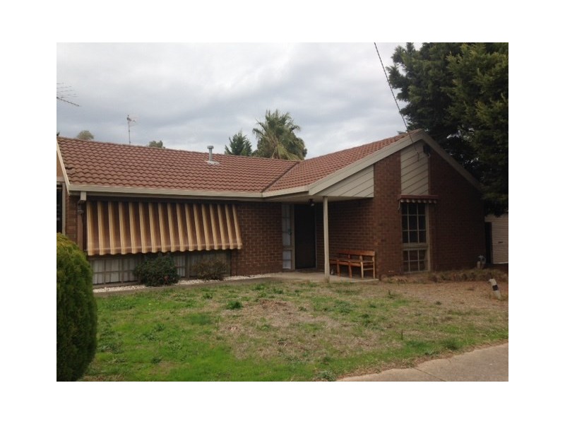 2 Banbury Crescent, Craigieburn VIC 3064