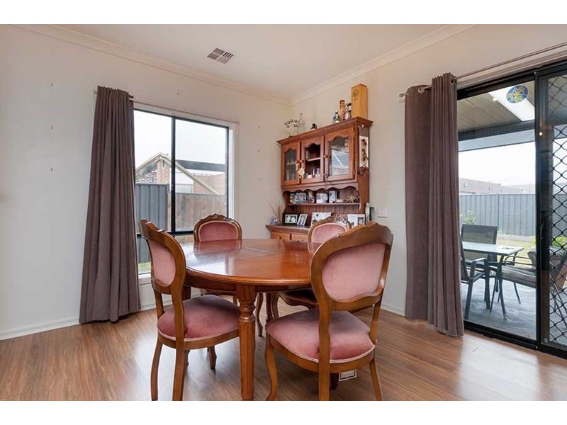 25 Gippsland Way, Craigieburn VIC 3064