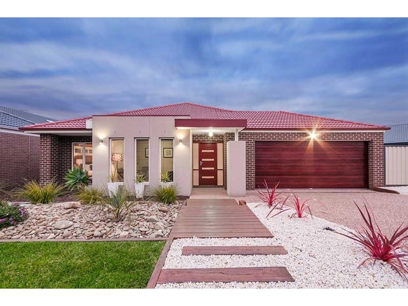3 Ravenwoods Way, Craigieburn VIC 3064