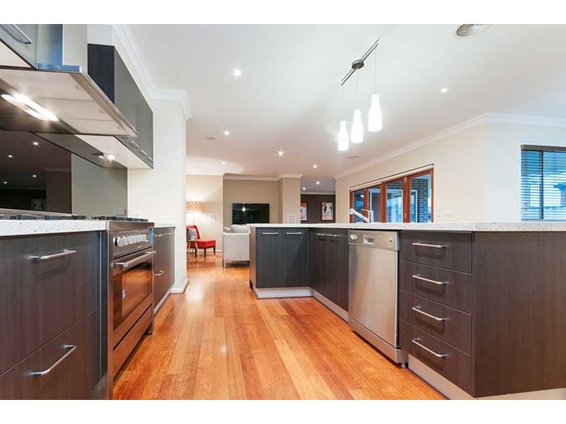 3 Ravenwoods Way, Craigieburn VIC 3064