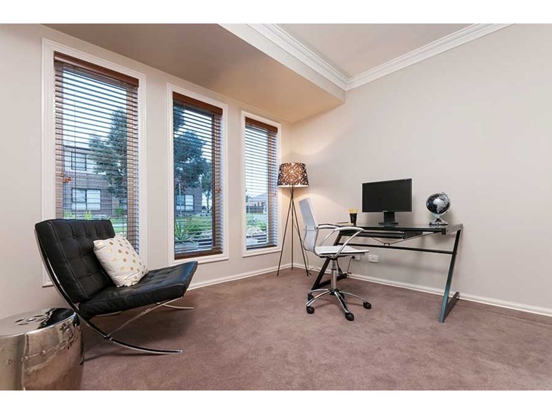 3 Ravenwoods Way, Craigieburn VIC 3064