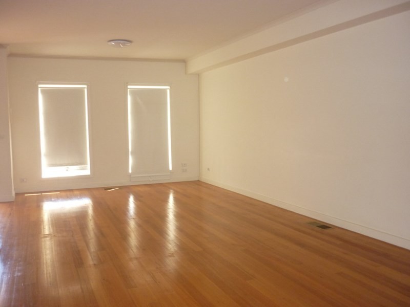 32/22 The Ridge, Roxburgh Park VIC 3064