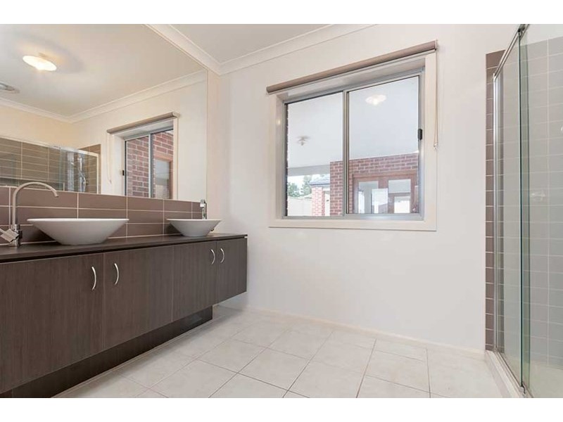 71 Balyang Way, Craigieburn VIC 3064