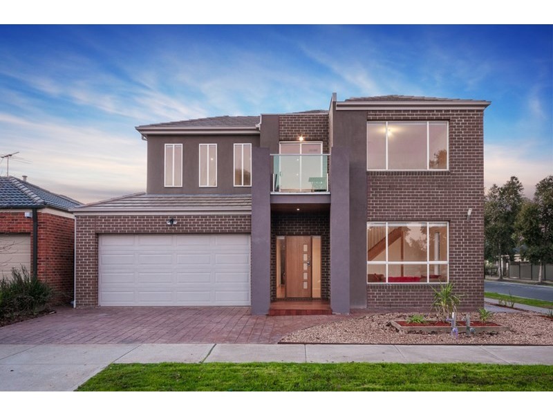 11 Willandra Avenue, Craigieburn VIC 3064