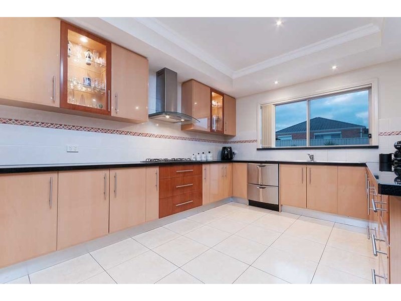 3 Deauville Green, Craigieburn VIC 3064