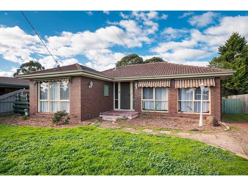 4 Waverley Court, Craigieburn VIC 3064
