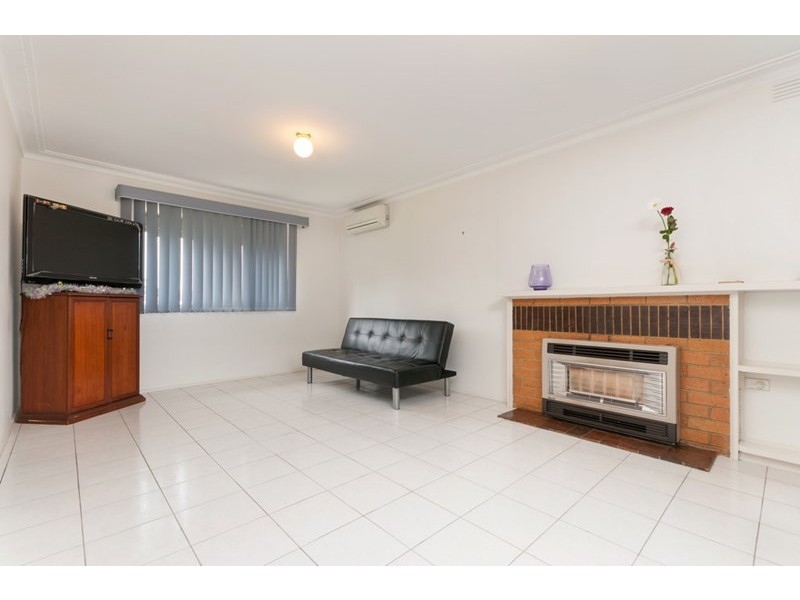 4 Lee Street, Craigieburn VIC 3064