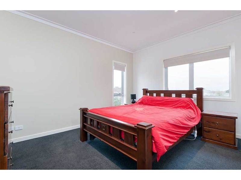 8 Burrora Way, Craigieburn VIC 3064