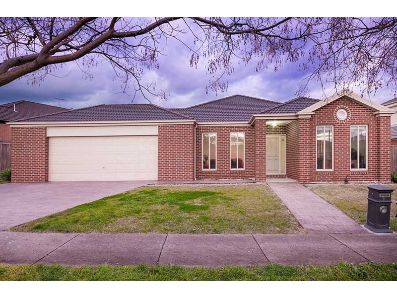 14 Beechville Place, Craigieburn VIC 3064