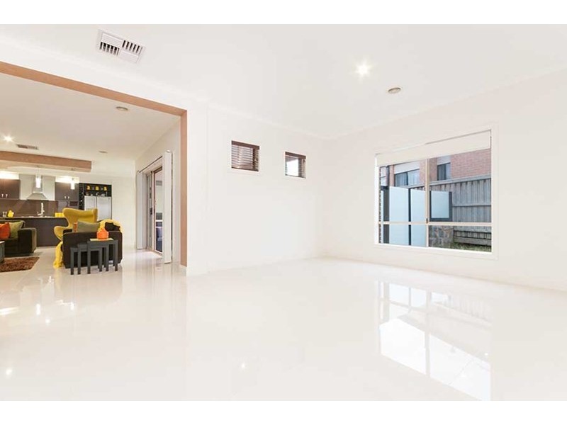 14 Beechville Place, Craigieburn VIC 3064