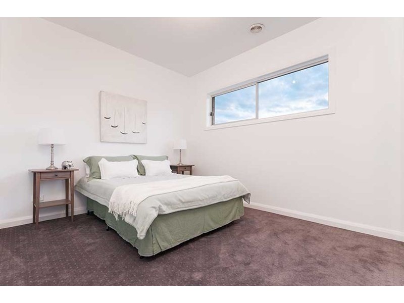 4 Cardigan Street, Craigieburn VIC 3064