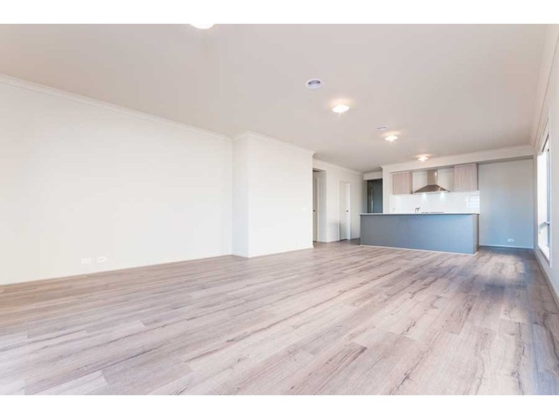 22 Primavera Way, Mickleham VIC 3064