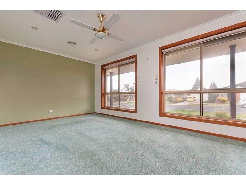 164 Hothlyn Drive, Craigieburn VIC 3064