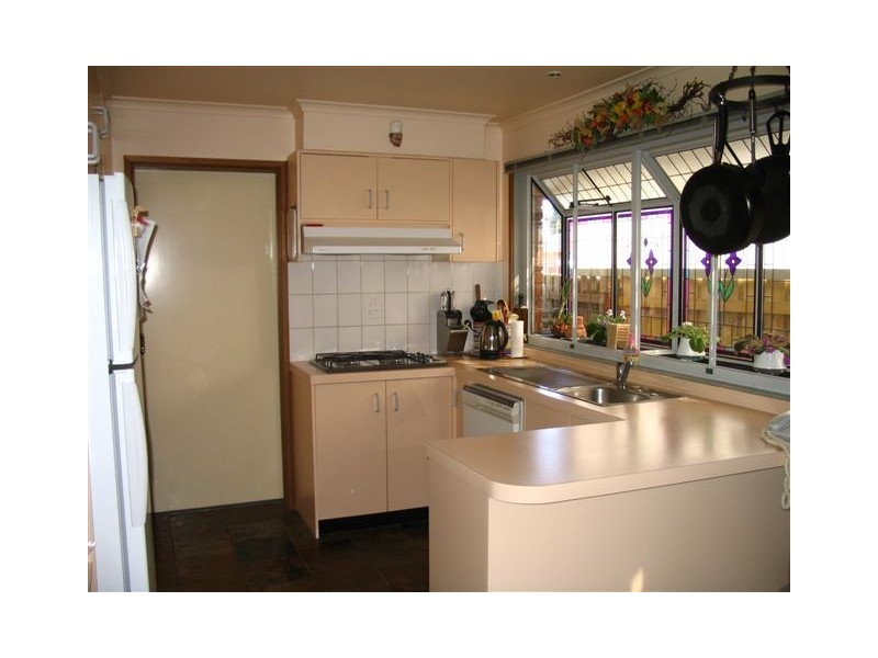 13 Leigh Court, Craigieburn VIC 3064