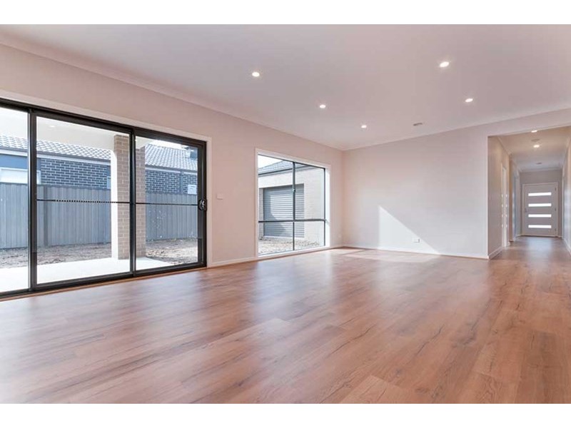 128 Wattletree Street, Craigieburn VIC 3064