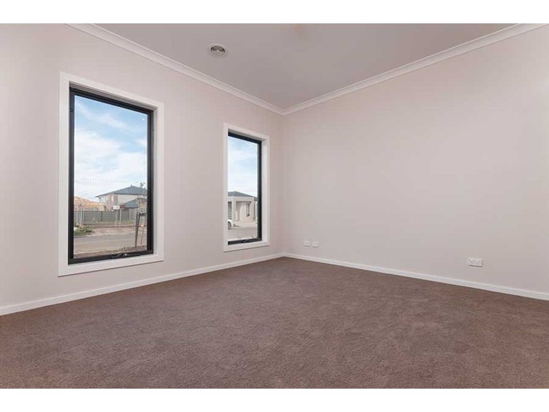 128 Wattletree Street, Craigieburn VIC 3064