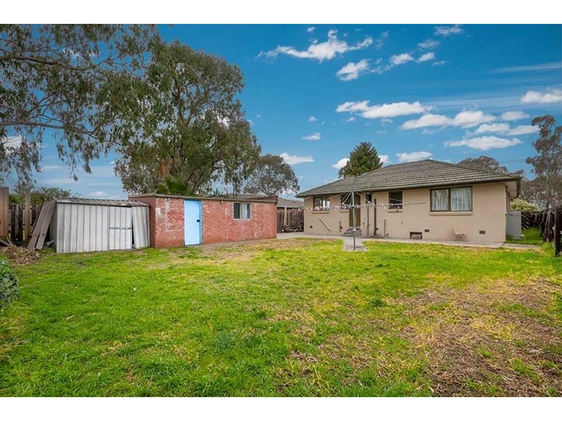 42 Dianne Avenue, Craigieburn VIC 3064