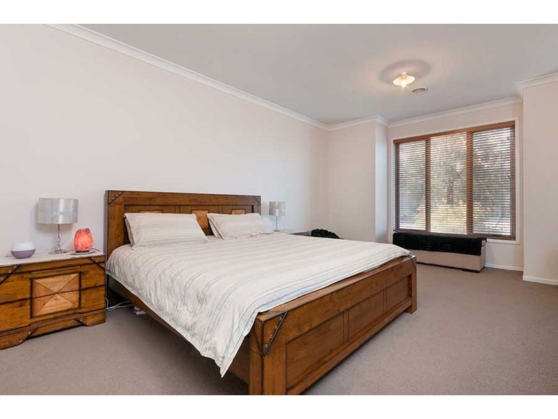 27 Wattletree Street, Craigieburn VIC 3064