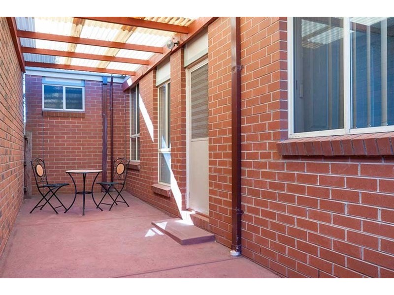 12 Pinnock Avenue, Roxburgh Park VIC 3064