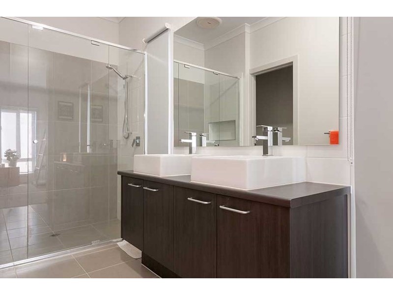 20 Water Fern Grove, Greenvale VIC 3059