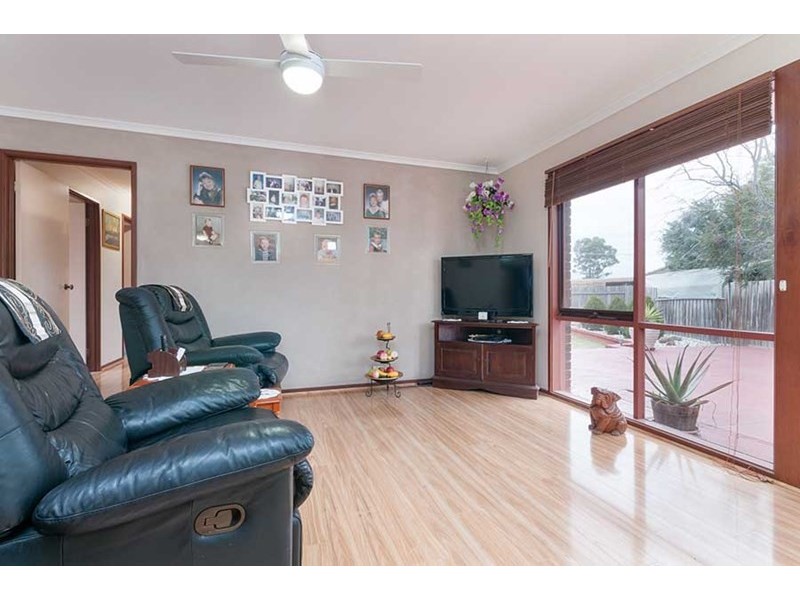 16 Crawley Court, Craigieburn VIC 3064