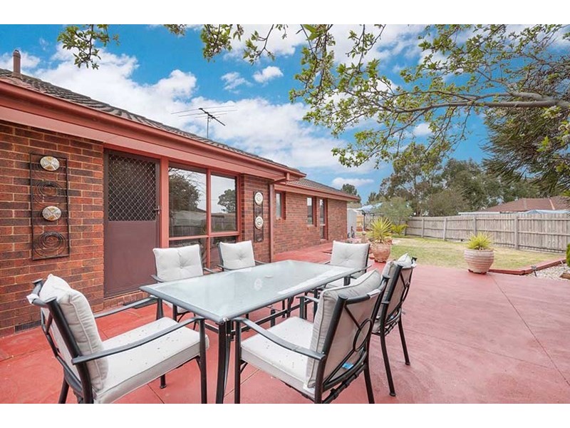 16 Crawley Court, Craigieburn VIC 3064