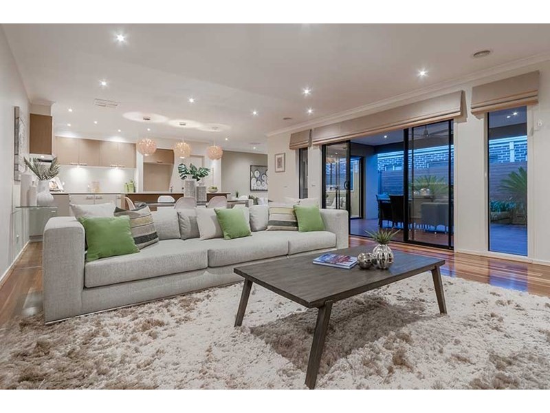 13 Fletcher Road, Craigieburn VIC 3064