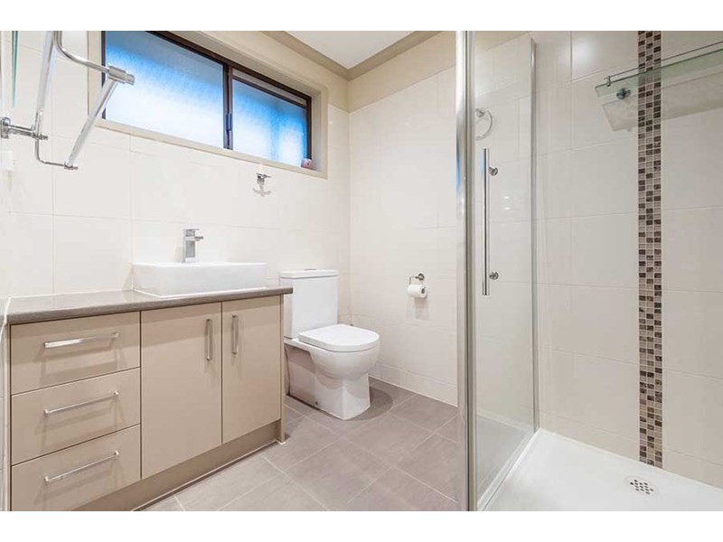 16 Carlisle Street, Craigieburn VIC 3064