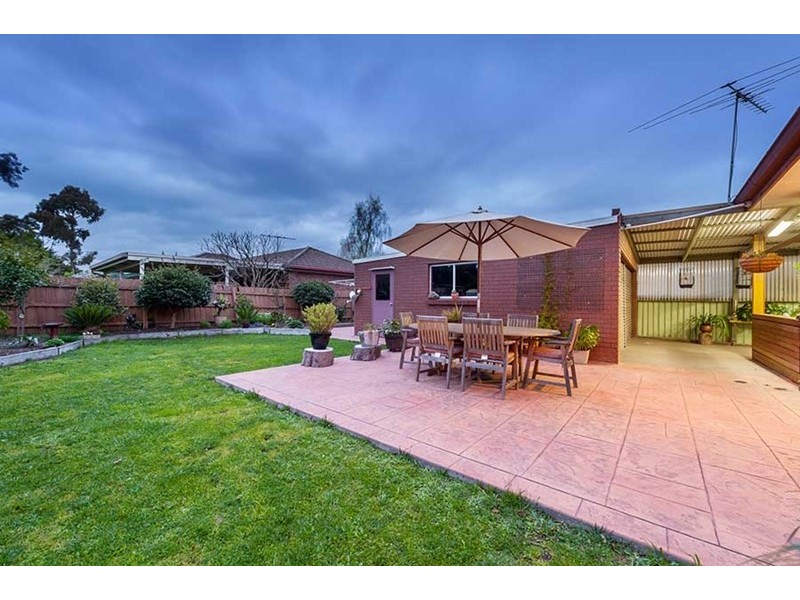 16 Carlisle Street, Craigieburn VIC 3064