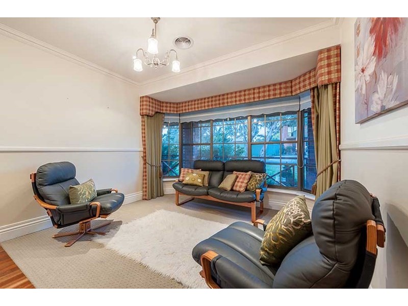 35 Heversham Grove, Greenvale VIC 3059