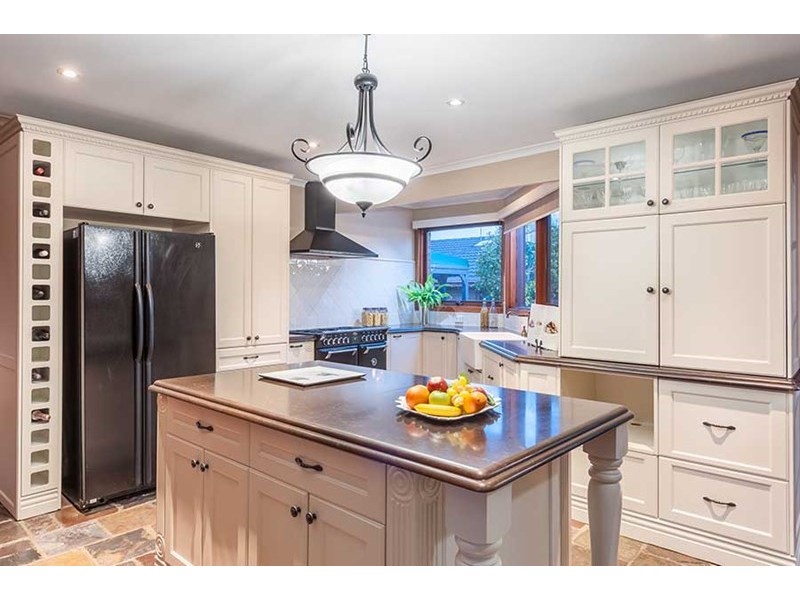 9 Heversham Grove, Greenvale VIC 3059