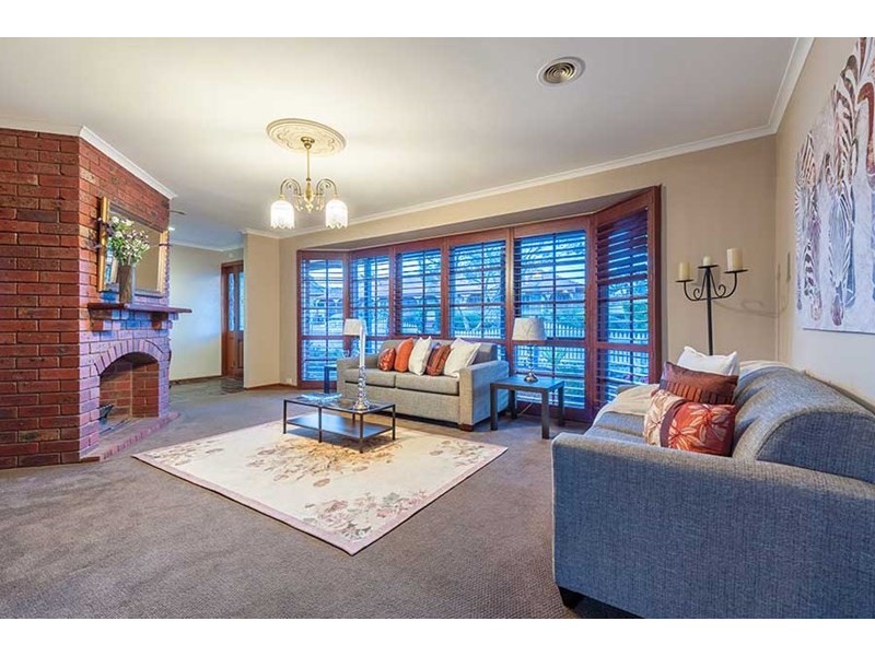 9 Heversham Grove, Greenvale VIC 3059