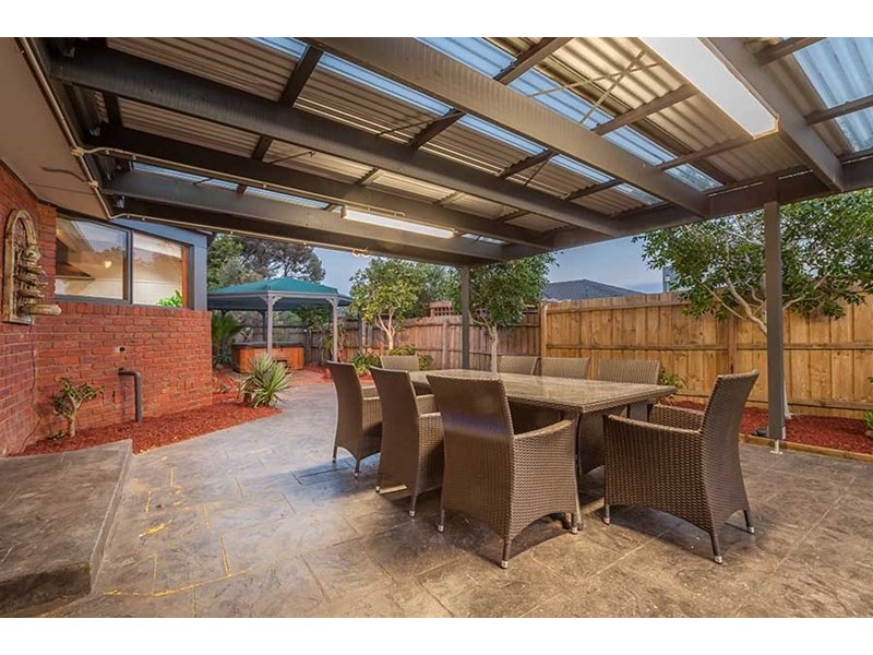 9 Heversham Grove, Greenvale VIC 3059