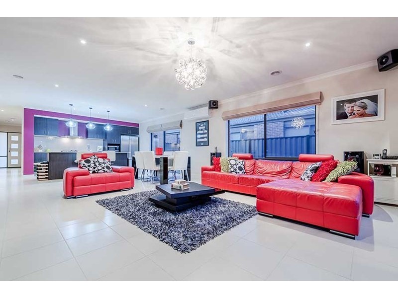 2 Melville Road, Craigieburn VIC 3064