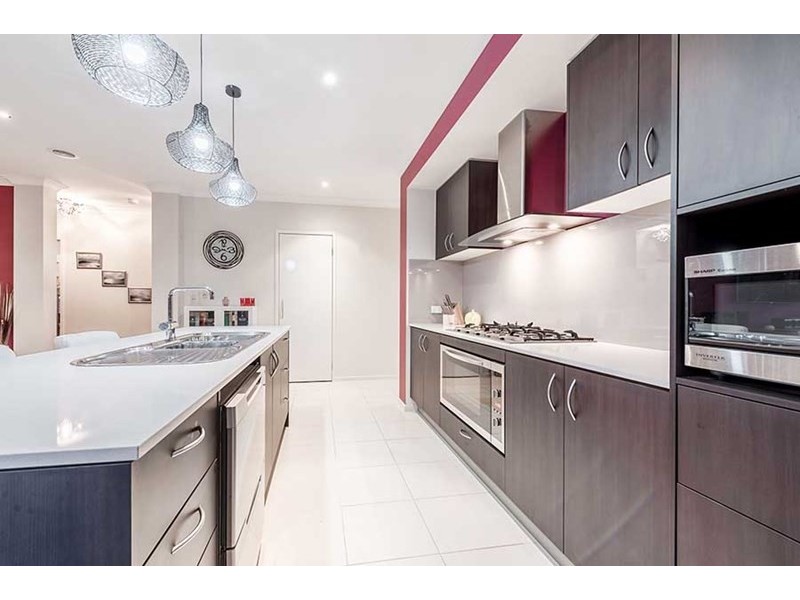 2 Melville Road, Craigieburn VIC 3064