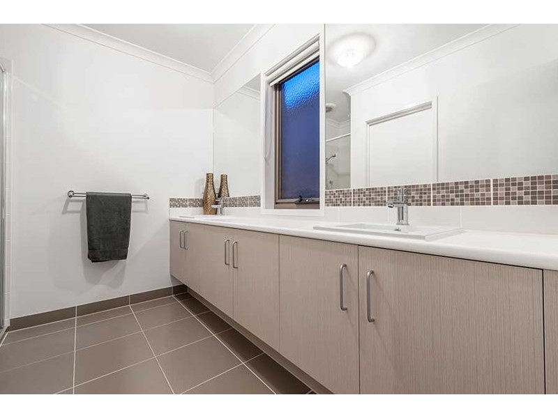475 Grand Boulevard, Craigieburn VIC 3064