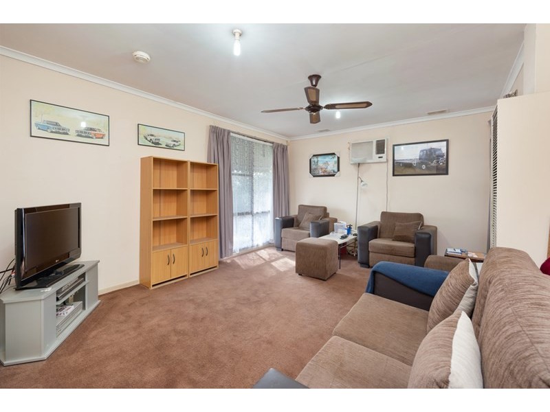 10 Midas Court, Meadow Heights VIC 3048